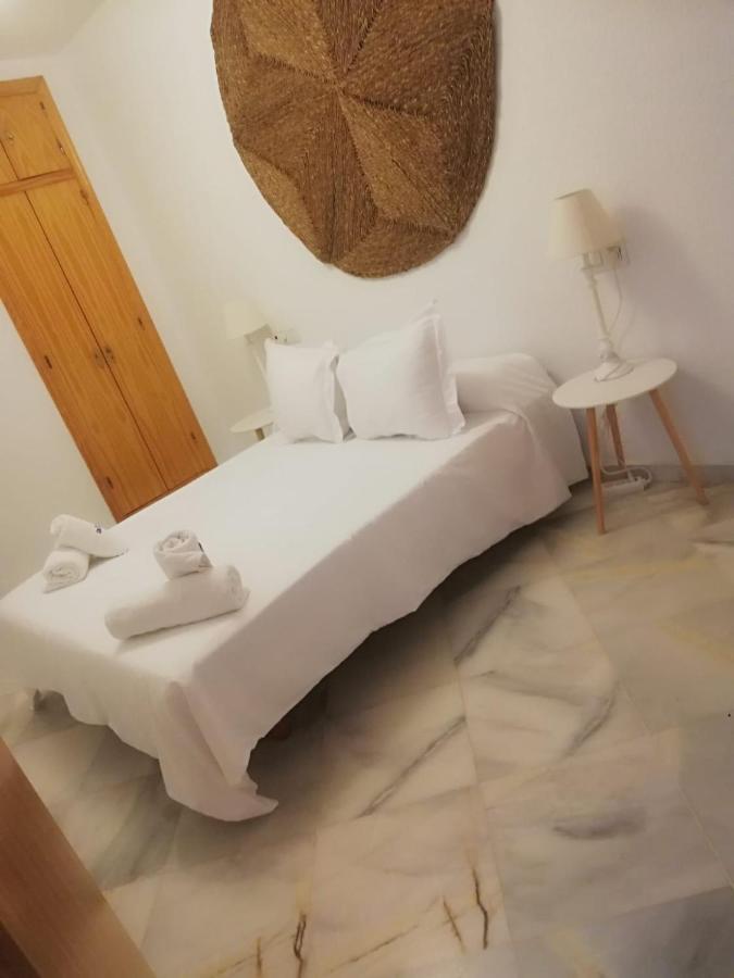 Apartamento En Urbanizacion Los Enebros Huelva Exterior photo